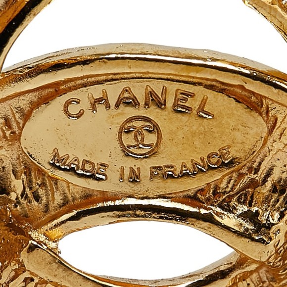 CHANEL Matelasse Coco Mark Brooch Gold Plated - Picture 4 of 5
